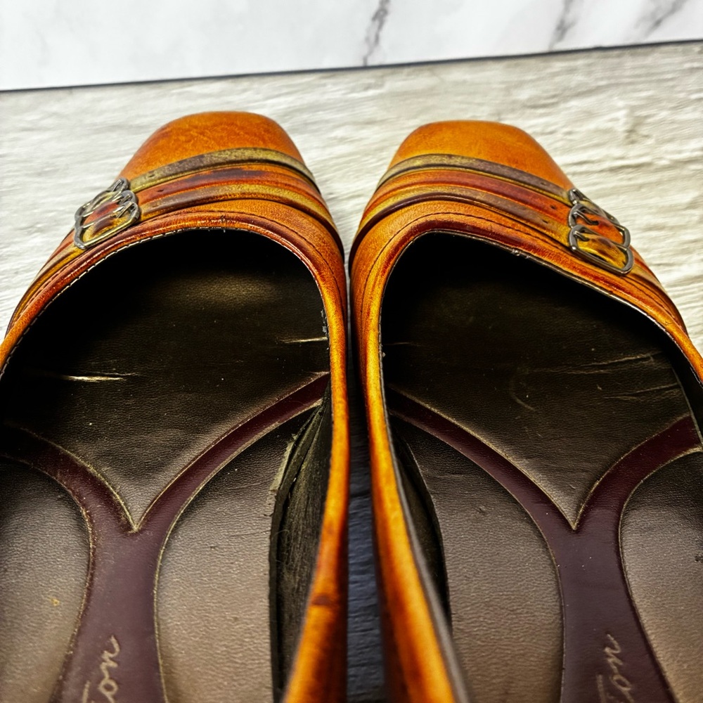 Tradition Rosie Distressed Whisky Slip On Shoes - Picture 11 of 16